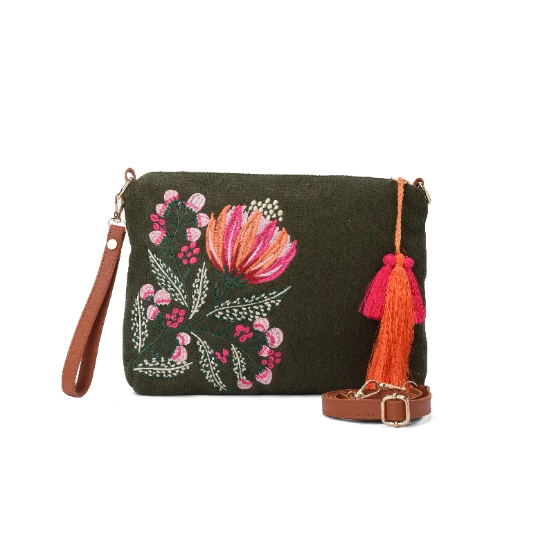 Bold Fashionistas Olive Clutch